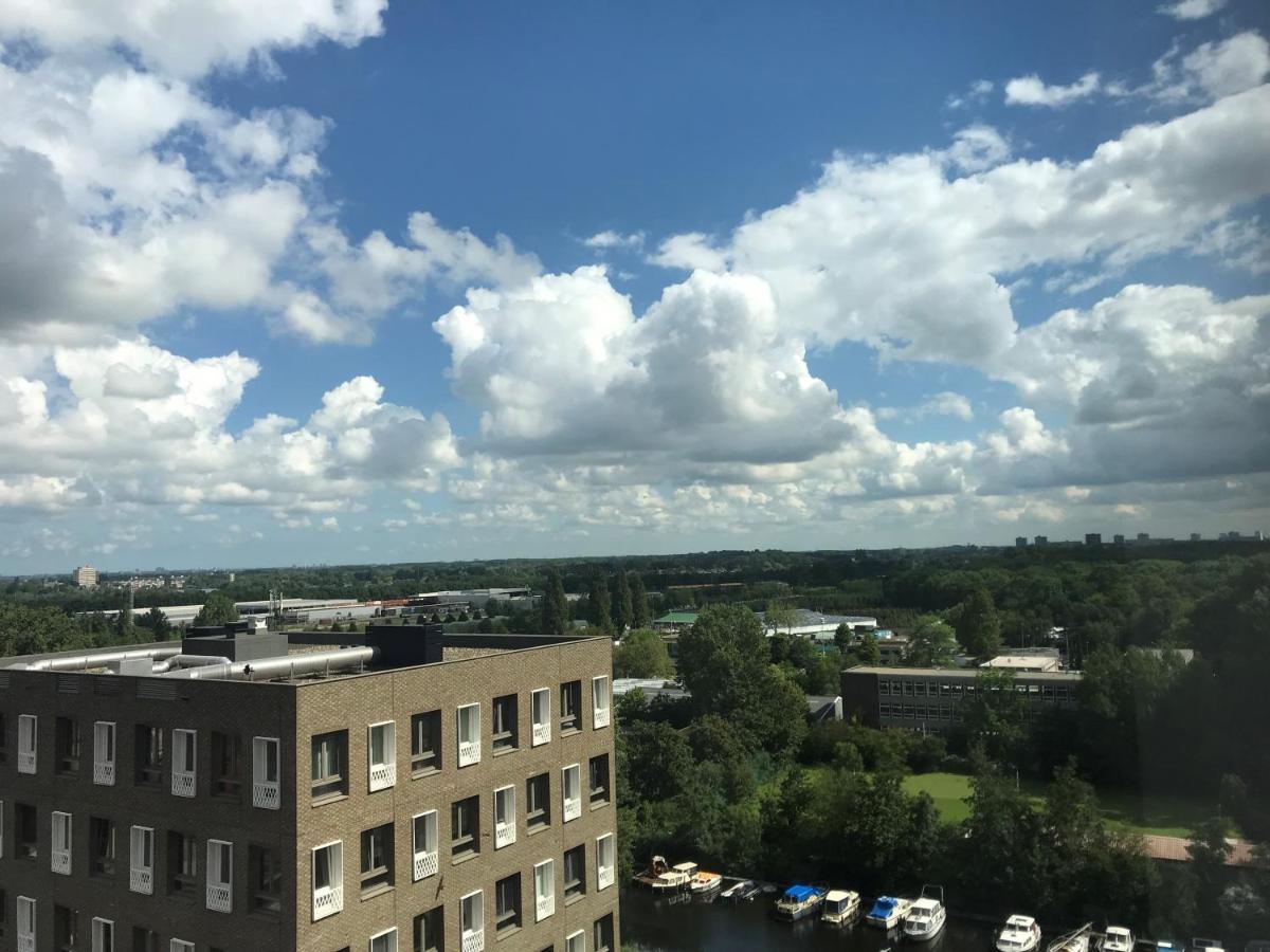 B&B de boomhut Rotterdam Buitenkant foto