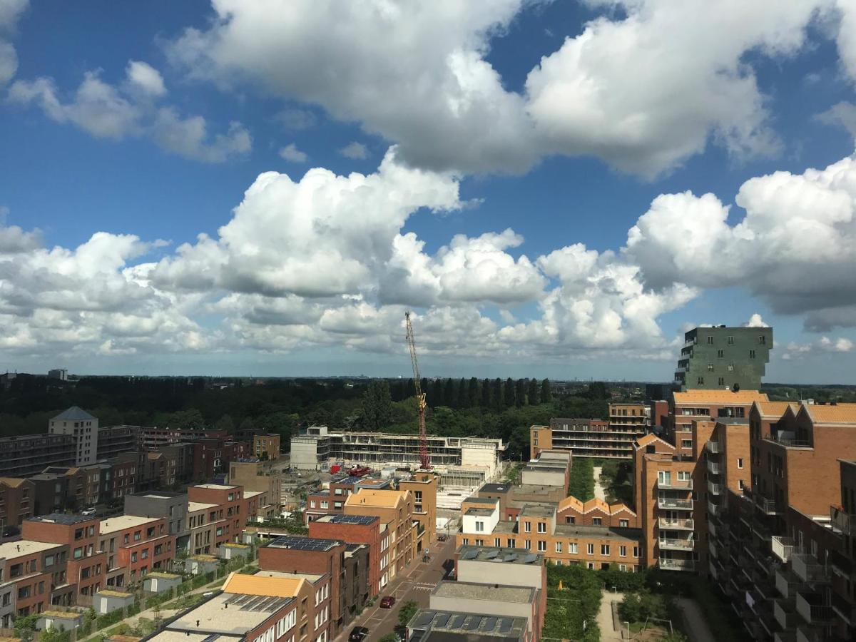 B&B de boomhut Rotterdam Buitenkant foto
